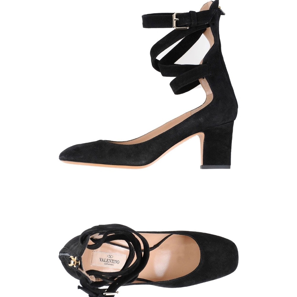 Valentino Garavani ankle pumps. Size 37.5